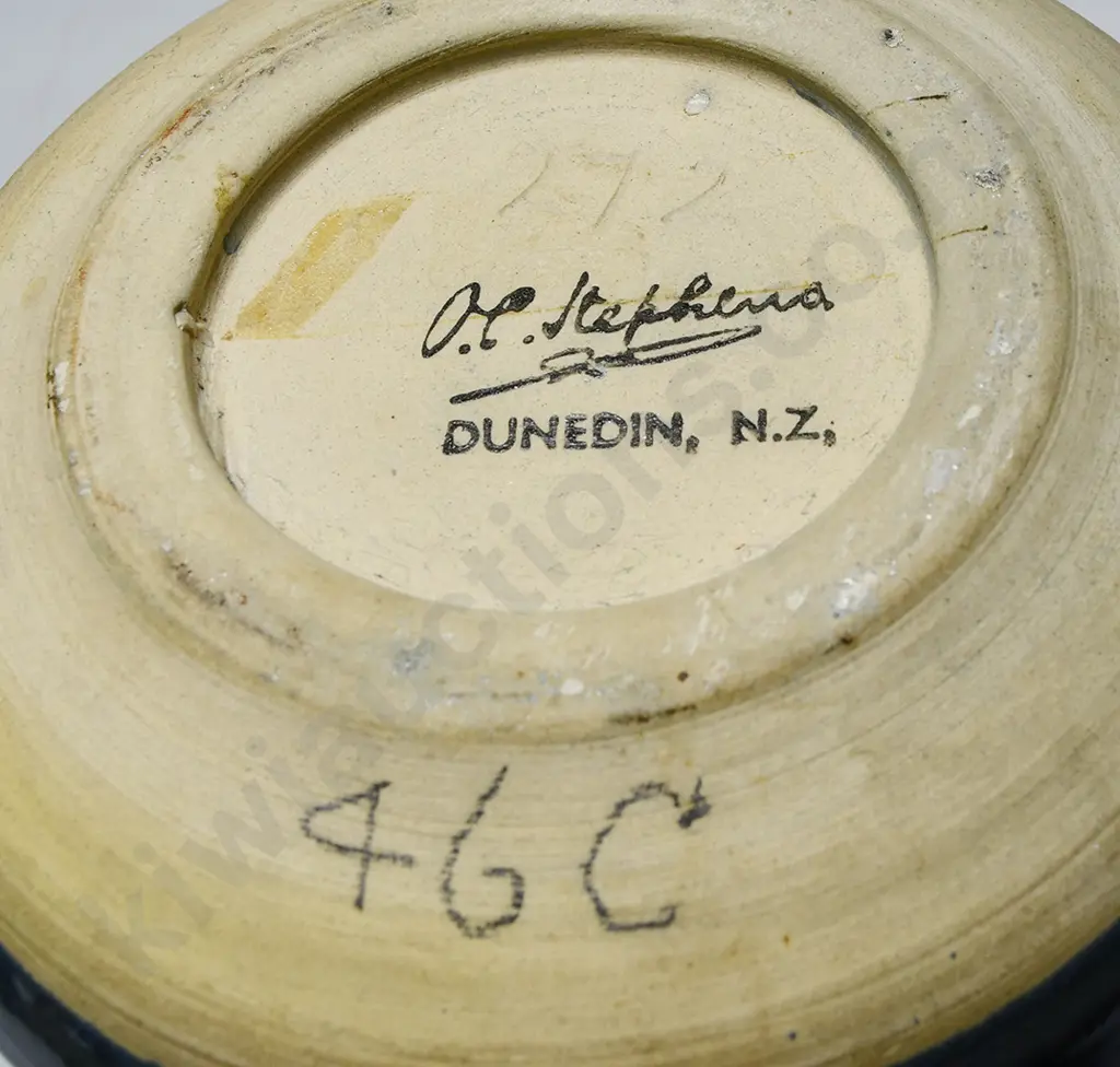 O C STEPHENS VASE Image 1++