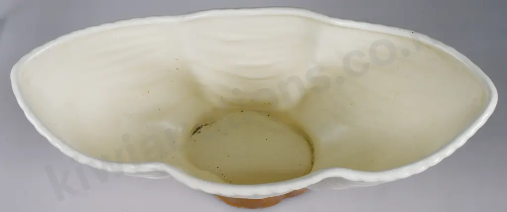 CROWN LYNN DRAPE VASE NUMBER 600 Image 1++