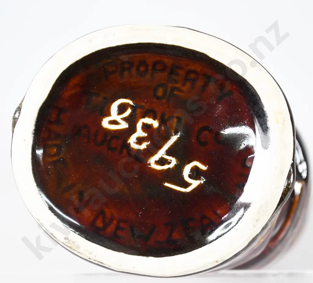 TI-TOKI LIQUEUR BOTTLE Image 1++