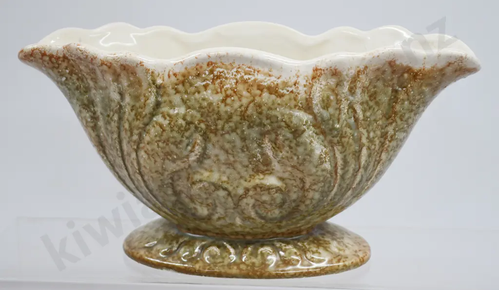 TITIAN STONEHENGE VASE PB 104 Image 1++