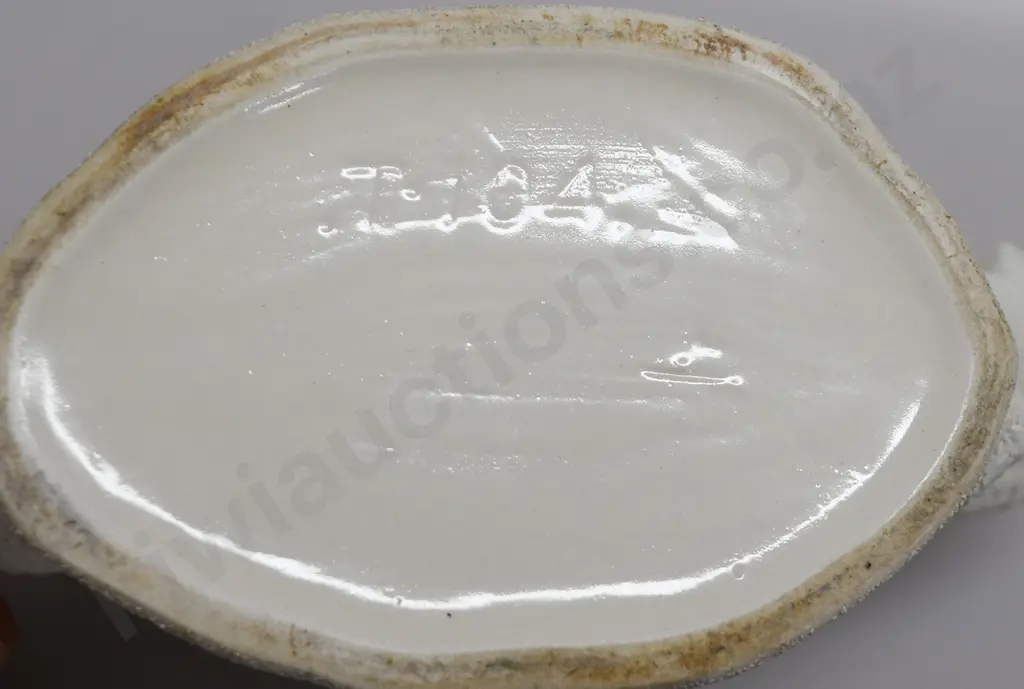 TITIAN SPIDER MANTLE VASE NUMBER T104 Image 1++