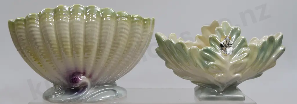 TITIAN OAKLEAF & CLAM LUSTRE VASES NUMBERS T102, B105 Image 1++