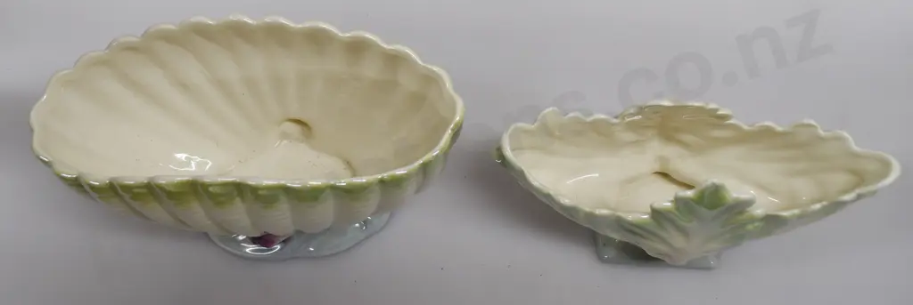 TITIAN OAKLEAF & CLAM LUSTRE VASES NUMBERS T102, B105 Image 1++