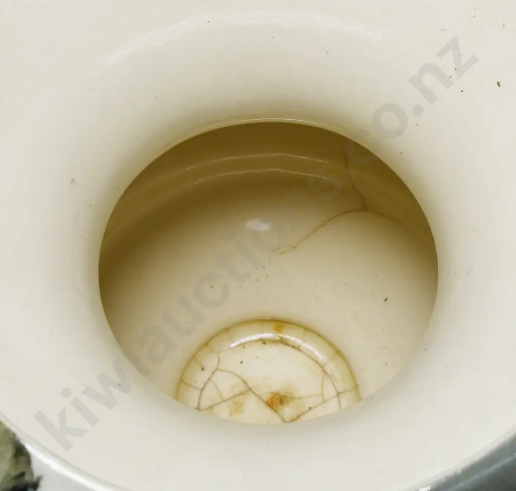 TITIAN MARBLE GLAZE URN VASE Image 1++