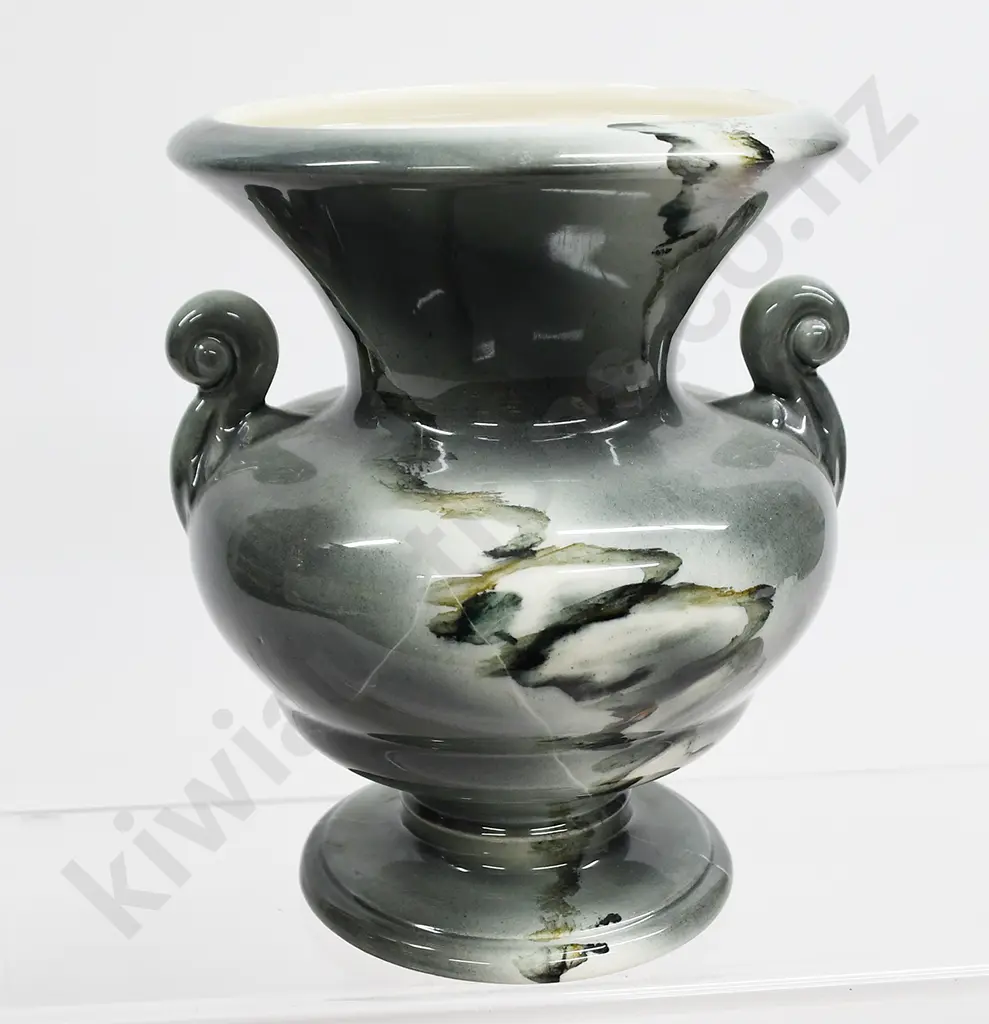 TITIAN MARBLE GLAZE URN VASE Image 1++