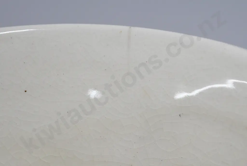 TITIAN MARBLE GLAZE URN VASE Image 1++