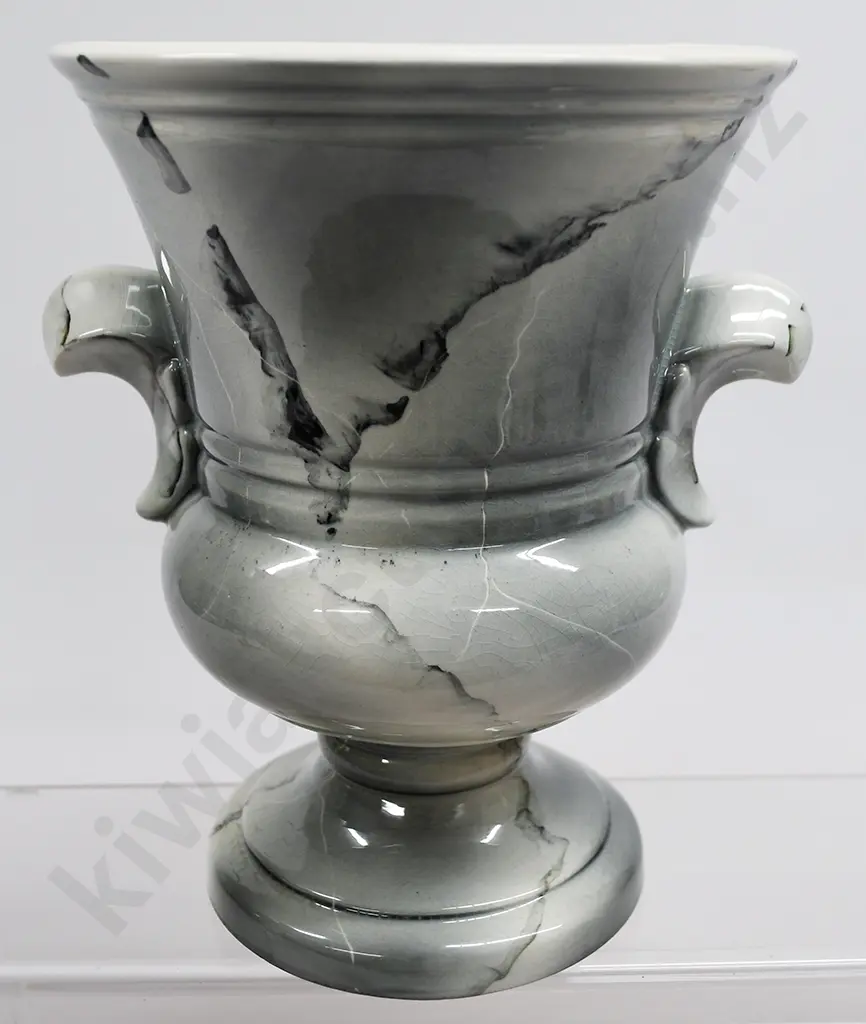 TITIAN MARBLE GLAZE URN VASE Image 1++