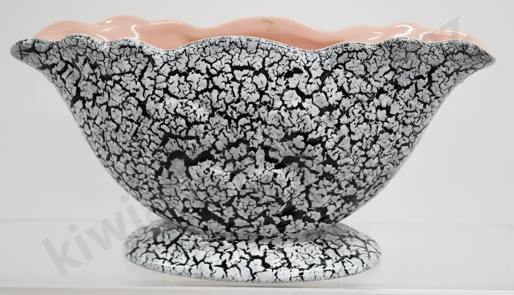 TITIAN LACE CRACKLE VASE NUMBER PB 104 Image 1++