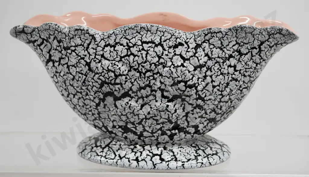 TITIAN LACE CRACKLE VASE NUMBER PB 104 Image 1++