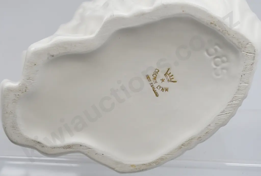 CROWN LYNN DRIFTWOOD VASE NUMBER 585 Image 1++