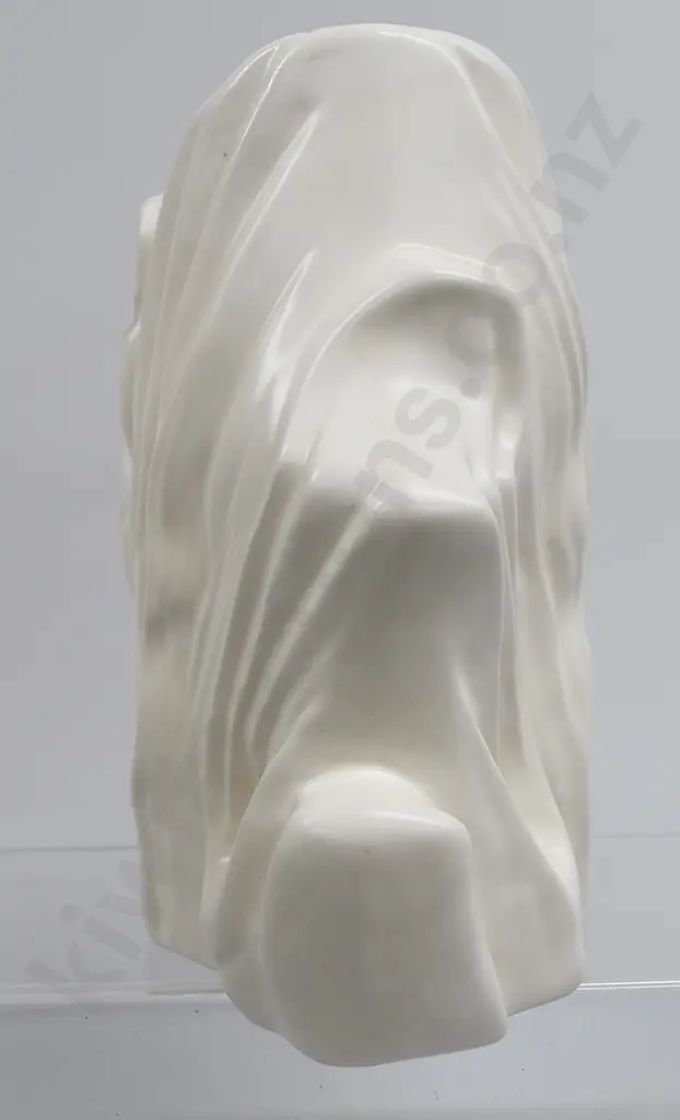 CROWN LYNN DRIFTWOOD VASE NUMBER 585 Image 1++