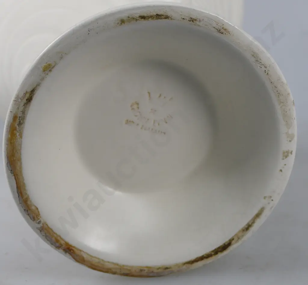 CROWN LYNN ROPE VASE NUMBER 594 Image 1++