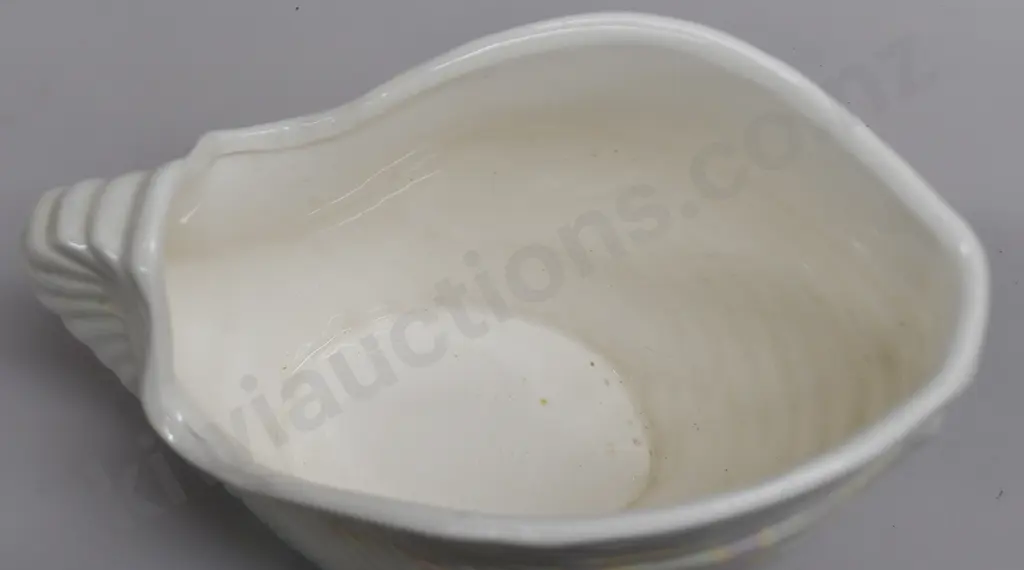 CROWN LYNN SINGLE SHELL VASE NUMBER 2049 Image 1++