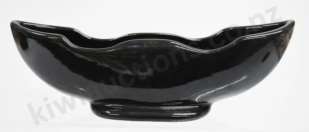 TIMARU POTTERIES VASE Image 1++