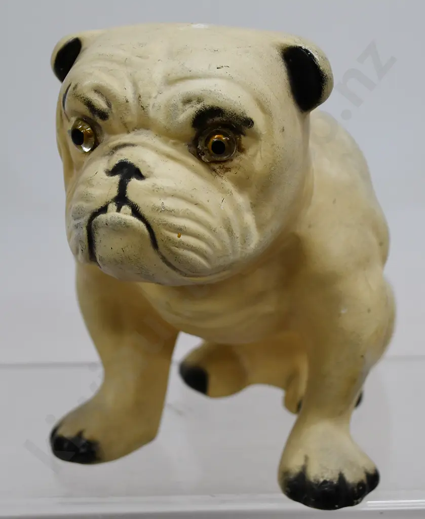 TEMUKA STYLE BULLDOG FIGURE Image 1++