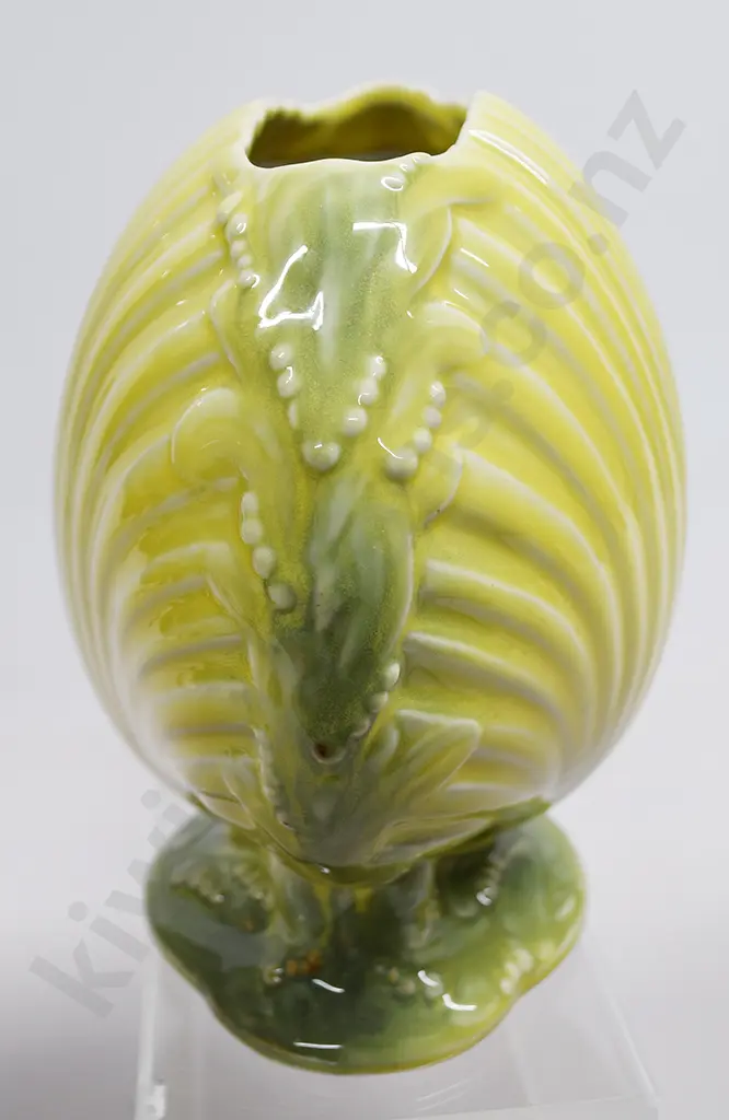 TEMUKA YELLOW GREEN SEAWEED SHELL VASE Image 1++