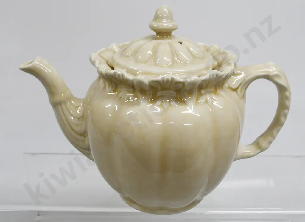 TEMUKA WARE TEAPOT OATMEAL Image 1++