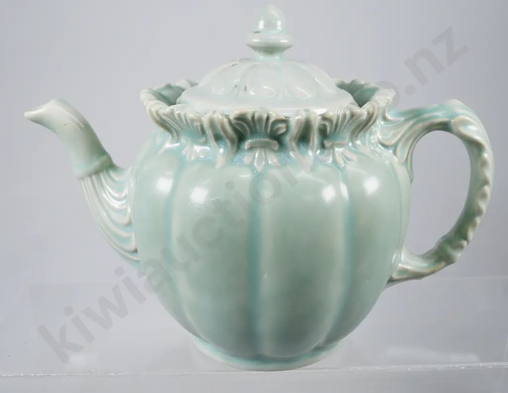 TEMUKA WARE TEAPOT LIGHT MINT Image 1++