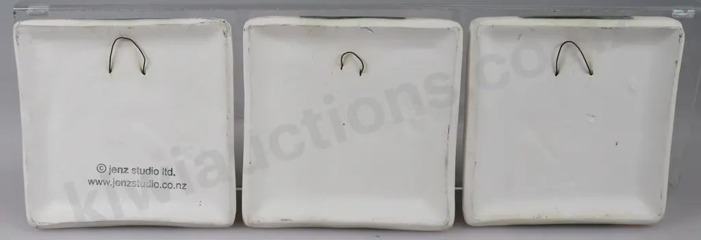 JENZ STUDIO LTD SET OF 3 WALL TILES Image 1++