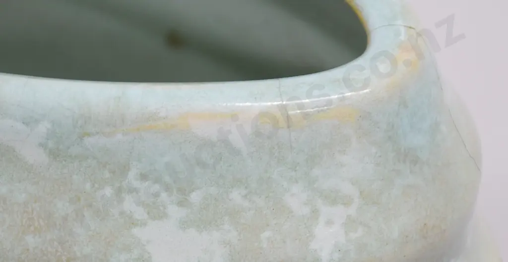 CROWN LYNN/AMBRICO SHAPE 77 VASES Image 1++