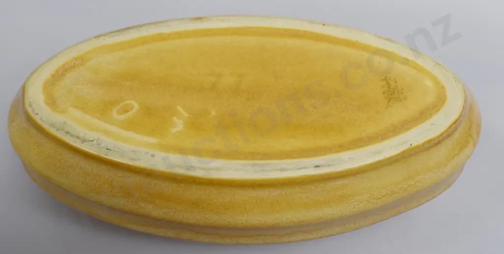 CROWN LYNN/AMBRICO SHAPE 77 VASES Image 1++