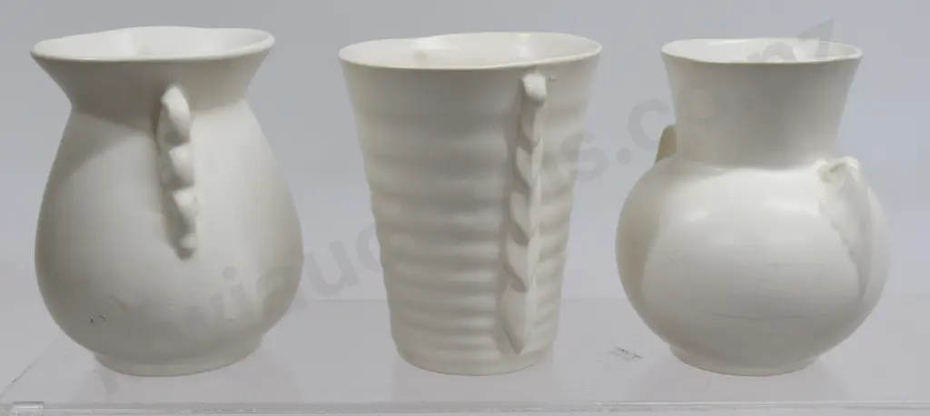 CROWN LYNN WHITE MINI VASES NUMBERS 130, 131, 134 Image 1++
