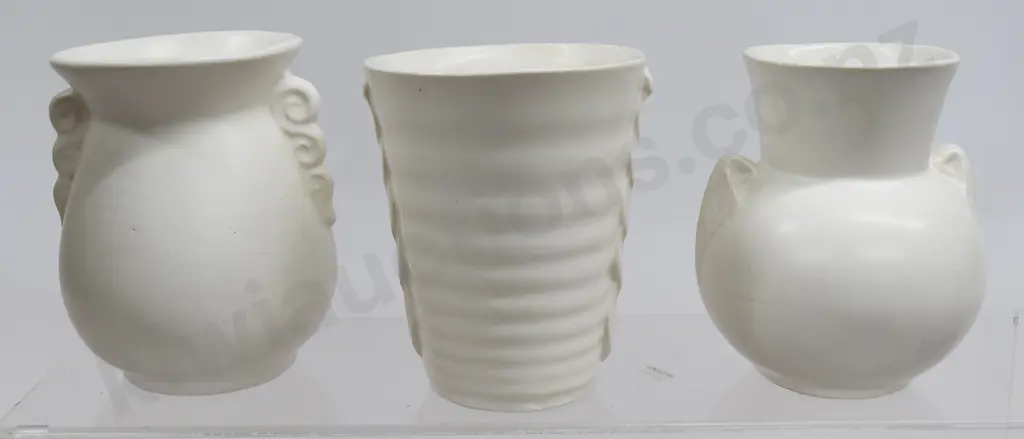 CROWN LYNN WHITE MINI VASES NUMBERS 130, 131, 134 Image 1++