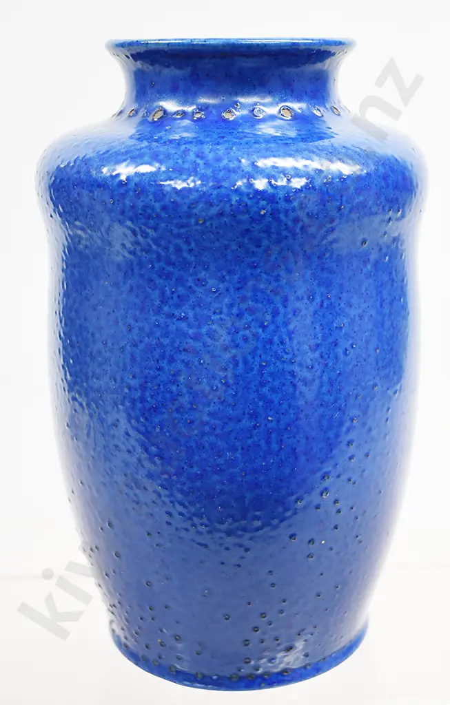 TEMUKA WARE BLUE VASE Image 1++
