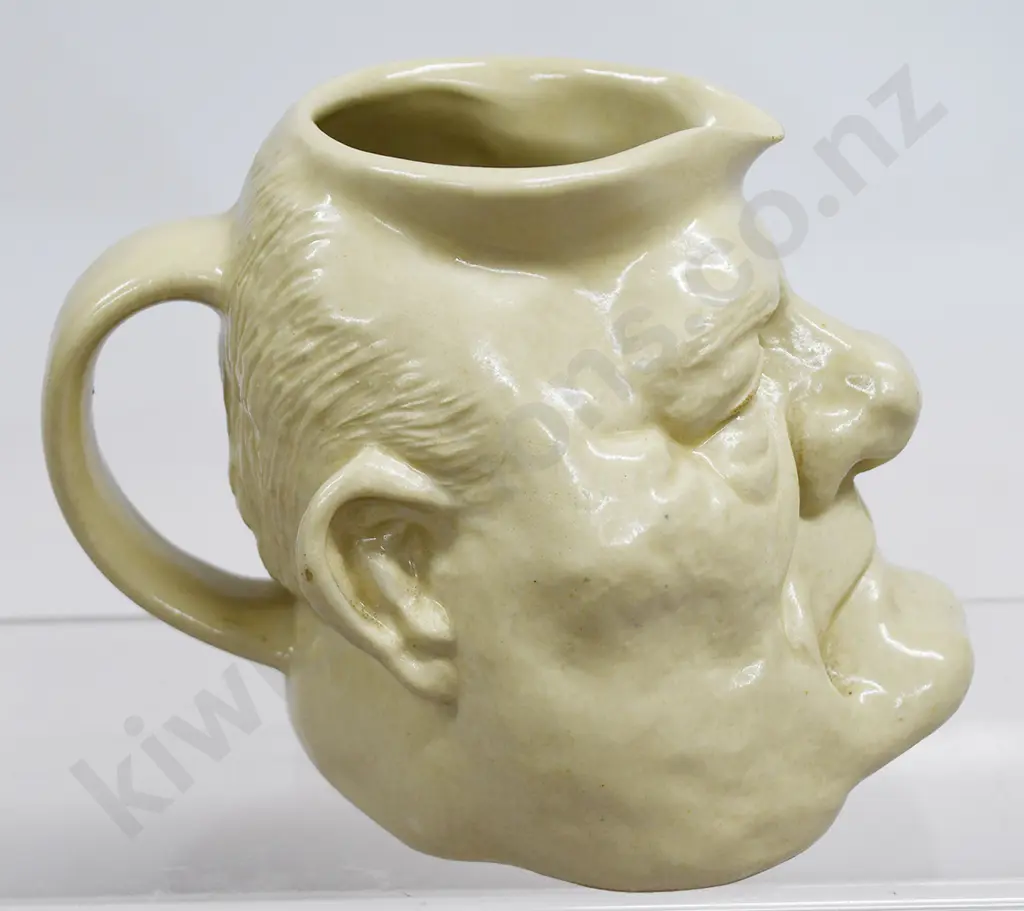 ROBERT WALLACE ROB MULDOON CHARACTER JUG Image 1++