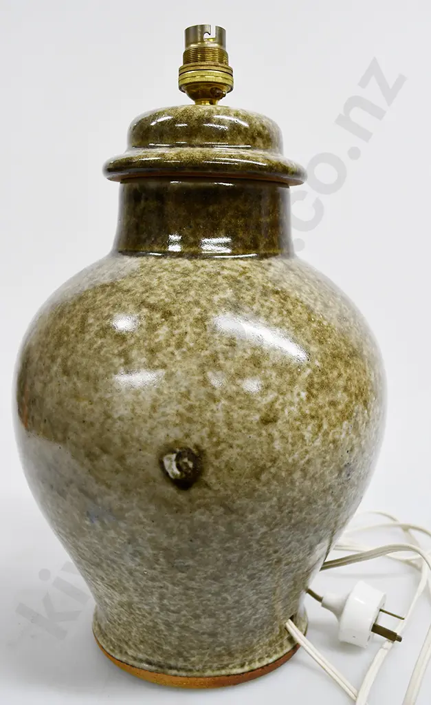 PAUL FISHER TABLE LAMP Image 1++