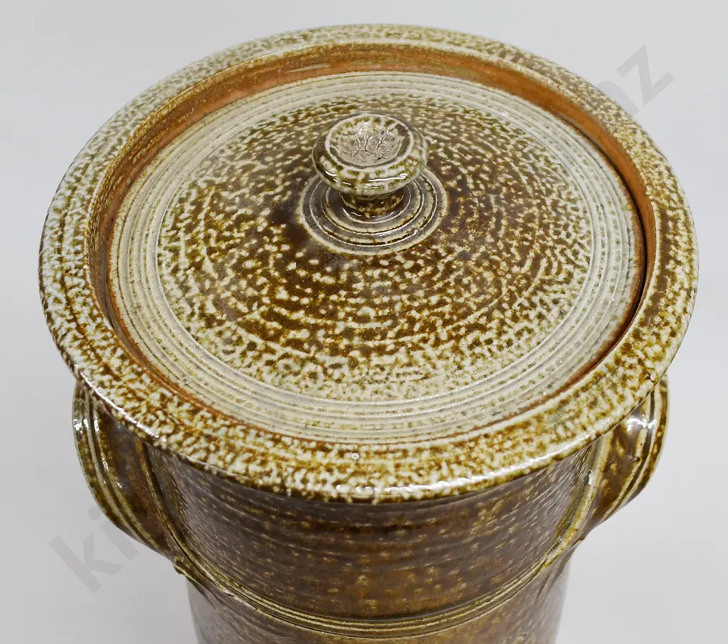 OMAIO POTTERY BRIGHTWATER LIDDED CANNISTER Image 1++
