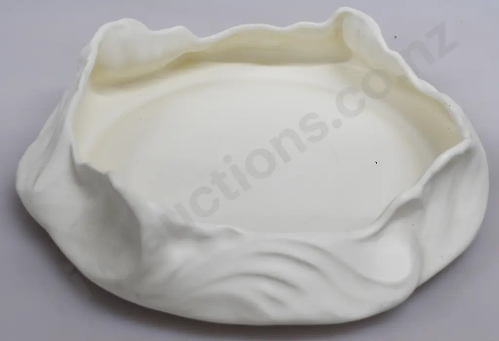 CROWN LYNN WAVES FLOAT BOWL NUMBER 66 Image 1++