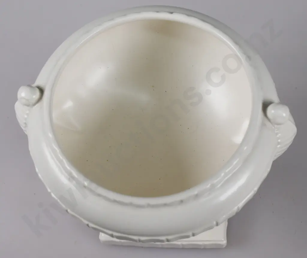 CROWN LYNN URN MADE FOR ROYAL VISIT 1963 Image 1++