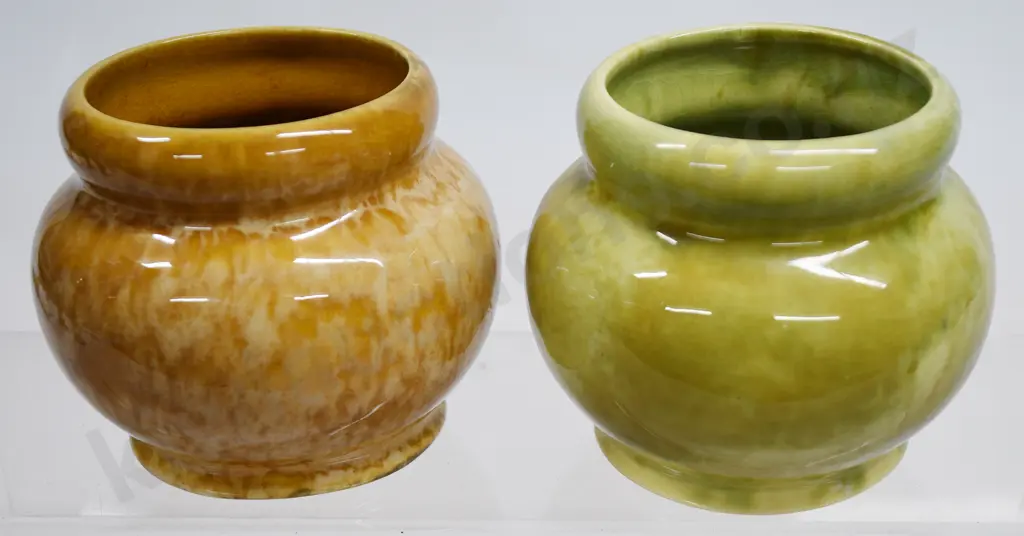 CROWN LYNN VASES NUMBER 21 Image 1++