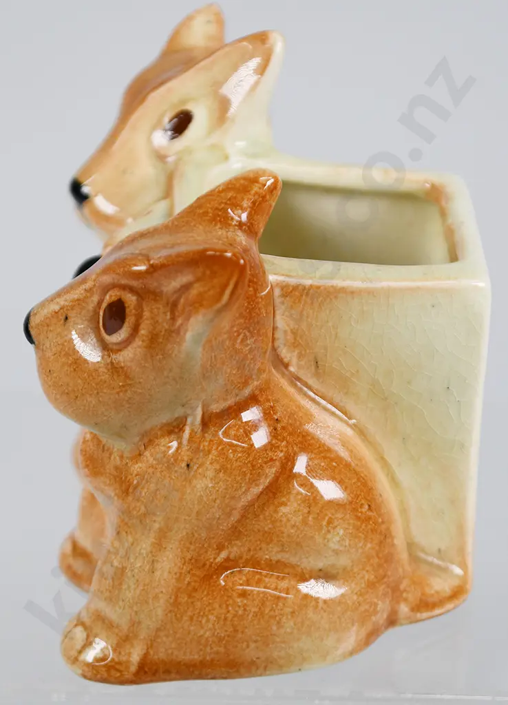 CROWN LYNN TRIPLE DOGS NUMBER 177 Image 1++