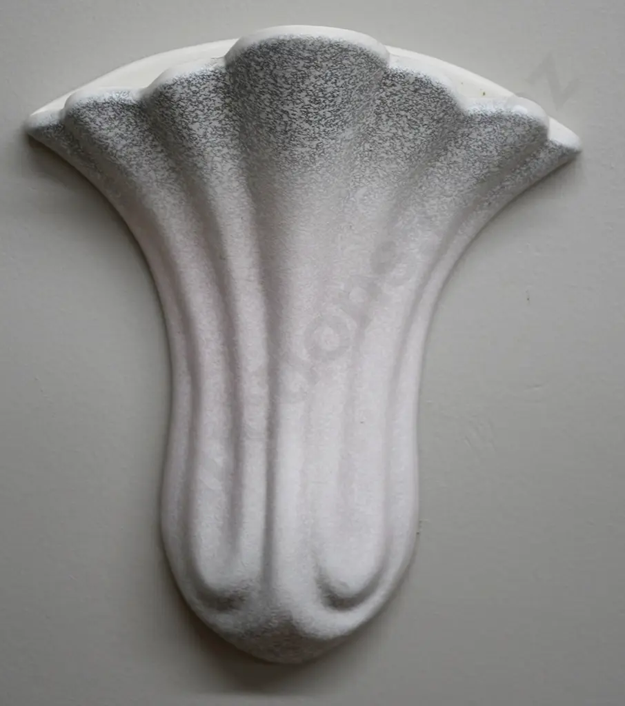 CROWN LYNN WALL POCKET COW BELL NUMBER 8 Image 1++