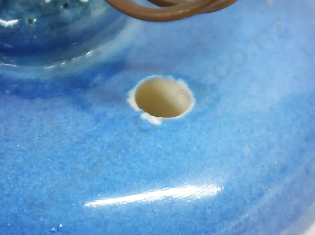 MARION MEWBURN TEAPOT Image 1++