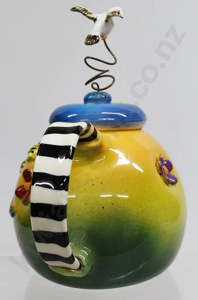 MARION MEWBURN TEAPOT Image 1++