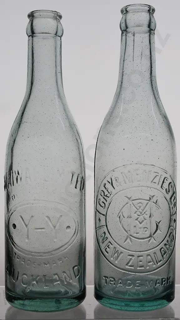 WAI WAI, GREY & MENZIES AUCKLAND CROWN TOPS Image 1++