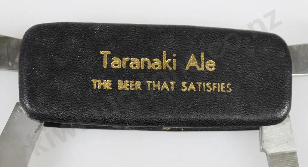TARANAKI BREWERY LTD BOXED POCKET KNIFE Image 1++