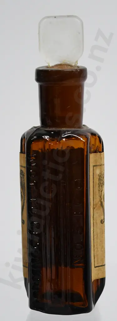 AMBER BLUE ETON STAR POISON Image 1++