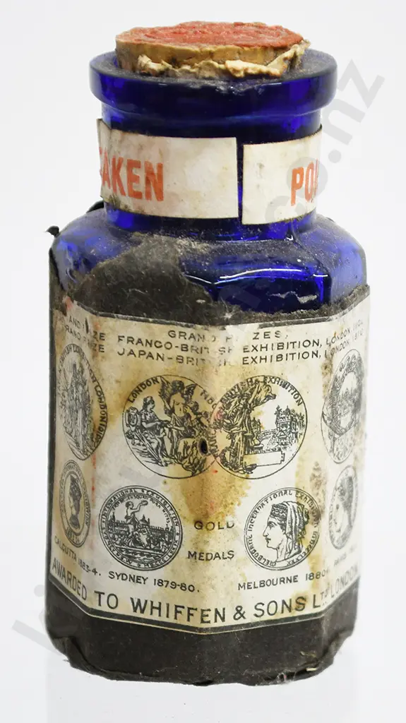 LABELLED STRYCHNINE POISONS, WHIFFEN & SONS LONDON Image 1++