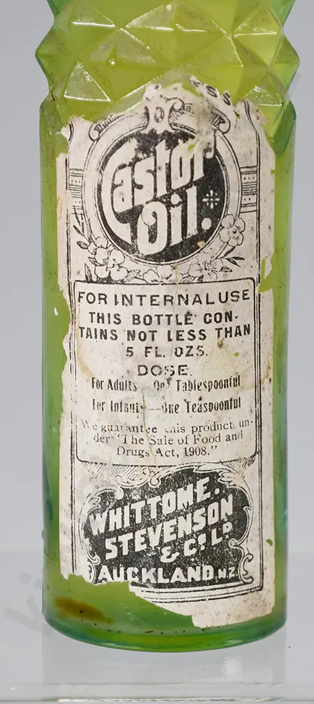 WHITTOME STEVENSONS AUCKLAND LABELLED AND FULL SALAD OIL Image 1++