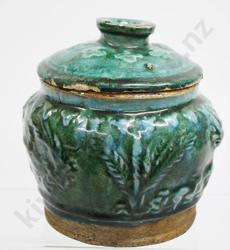 GREEN GLAZED CHINESE STORAGE JAR WITH LID Image 1++