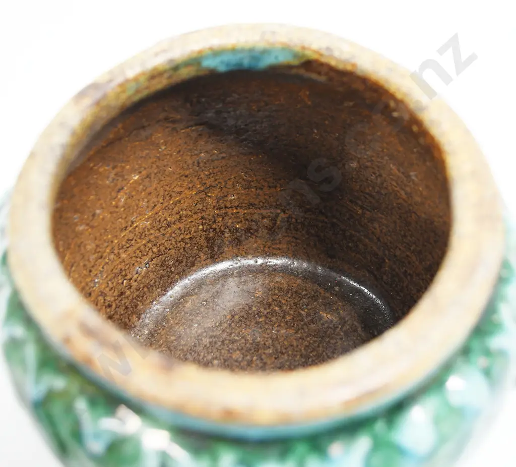 GREEN GLAZED CHINESE STORAGE JAR WITH LID Image 1++