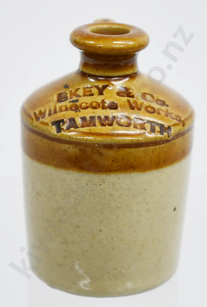SKEY & CO TAMWORTH SAMPLE STONEWARE JAR Image 1++
