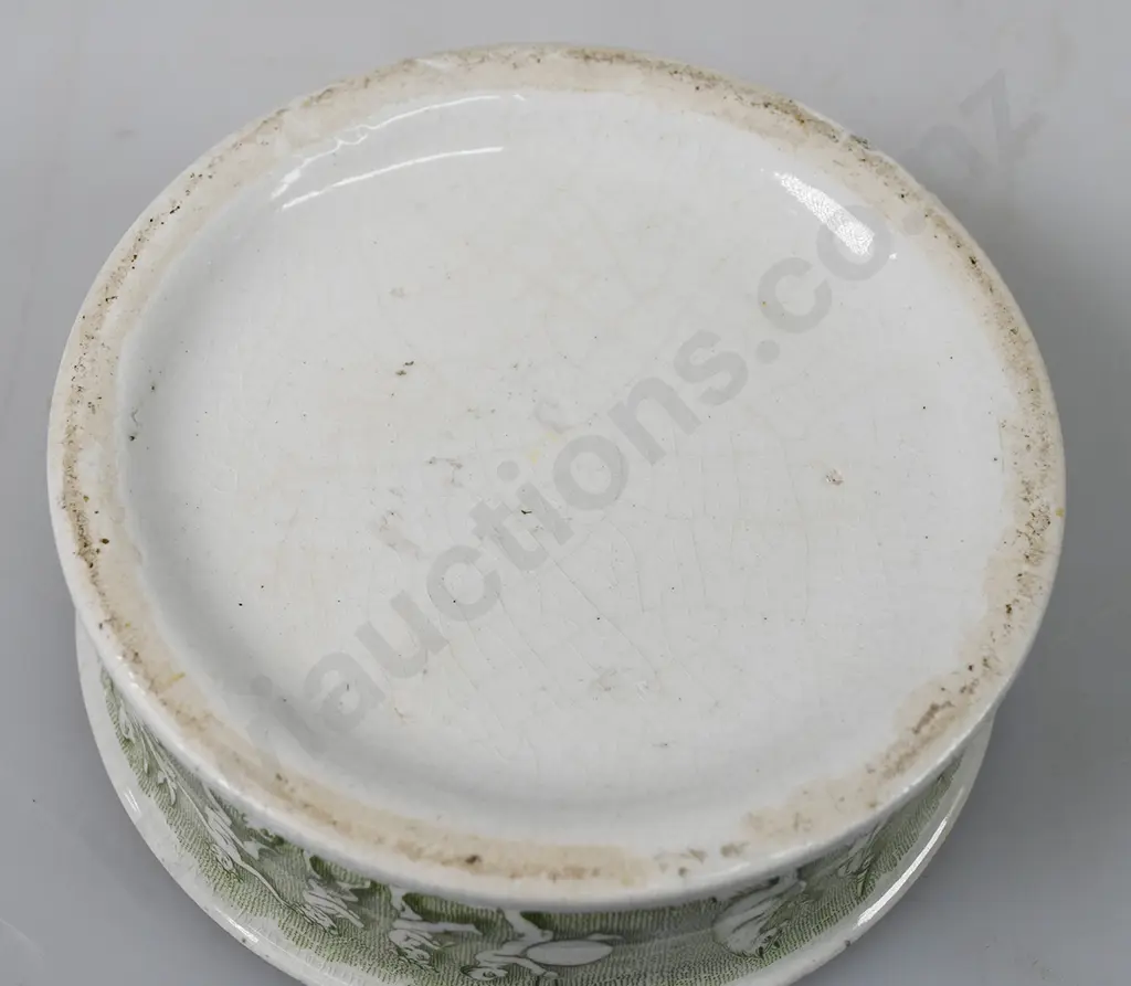 THE VILLAGE WAKES PRATT LID & BASE Image 1++