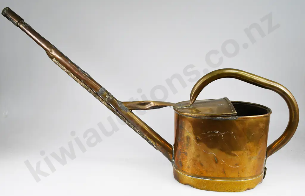 VINTAGE BRASS WATERING CAN Image 1++