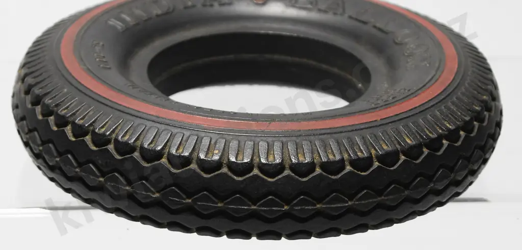 INDIA BALLOON ADVERTISING TYRE Image 1++