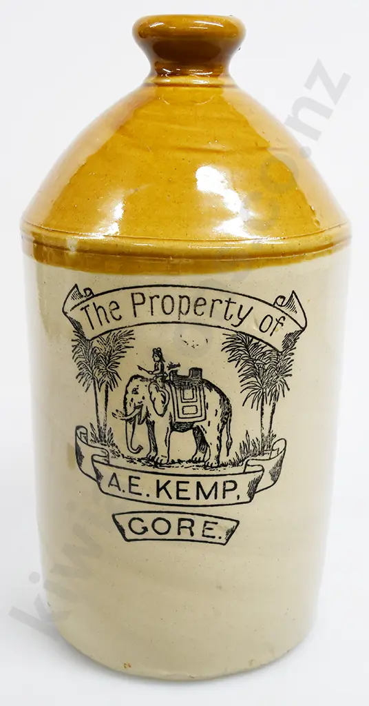 KEMP GORE STONE JAR Image 1++